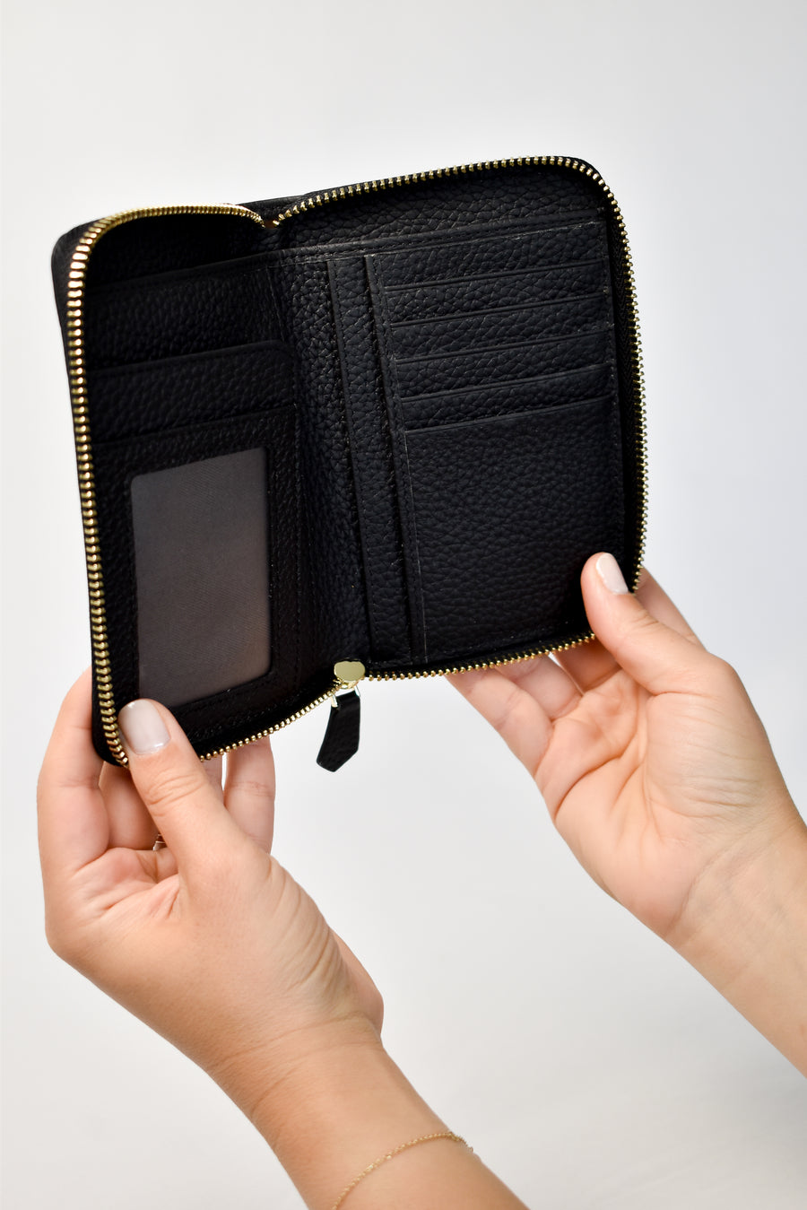 Travel & Everyday Wallet - Black