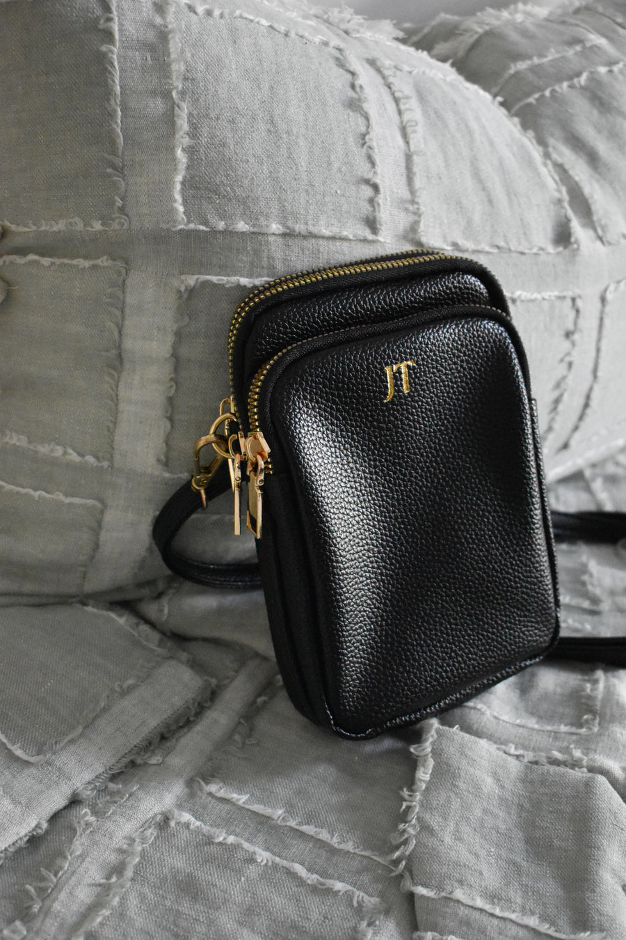 The Everyday Crossbody Bag – Personalised Pebble Vegan Leather